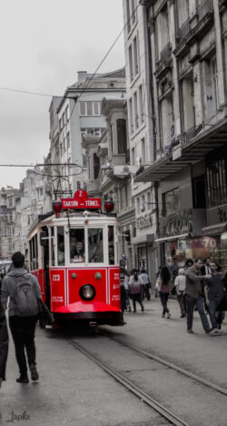 Tram am Taksim Platz