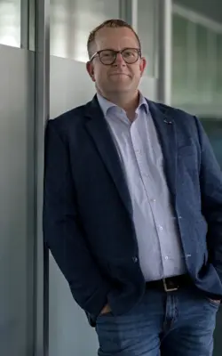 Businessportrait eines Mannes im Anzug