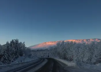Das letzte Licht eines Novembertages in Norwegen