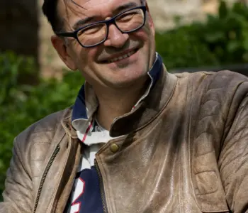 Portrait eines lachenden Mannes