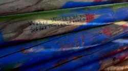 Spruch - Wahre Worte - auf buntem Holz