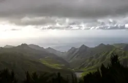 Blick vom Mirador del Llano de los Loros im Mercedes Wald auf Teneriffa