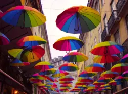 Die bunten Schirme der Pink Street in Lissabon Portugal