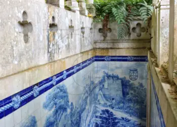 Treppe in der Quinta bei Sintra in Portugal
